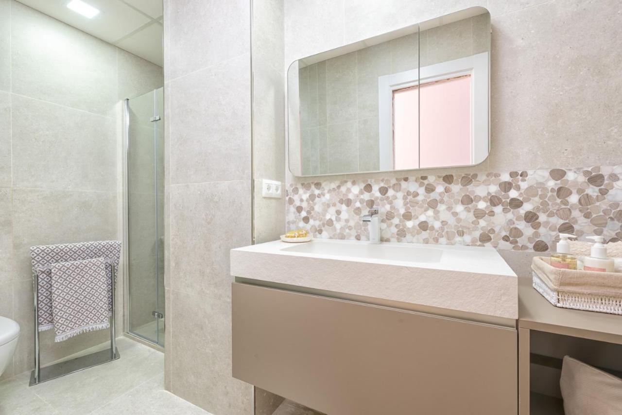 Pinzon Apartment In Malaga By Solaga Holiday Homes Ngoại thất bức ảnh